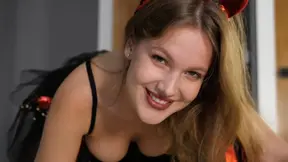 Remember, I'm always hungry! Every time we meet, I'm going to fuck you! POV  VIRTUAL SEX