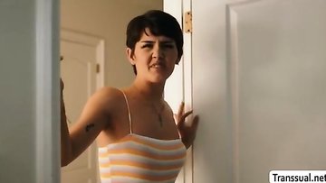 Horny TBabe Daisy Taylor loves the way Daddy bangs her butthole