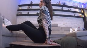 AMAZON DARIA (KARMA MOON) - Useful Face - CRUEL Facesitting In Tights GOPRO VERSION 720p