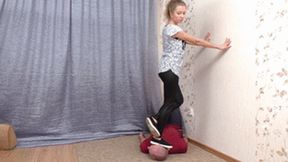 Colleen is bored so why decides to step on man, vf2063x 1080p
