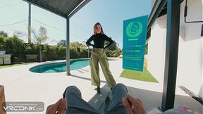 VR Conk: Redhead Kim Sucks A Huge Cock Deeply In The Cosplay Parody Kim Possible pt1