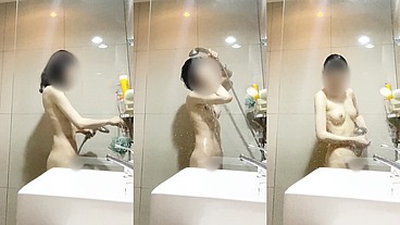 Japanese girl’s daily bathing at home.