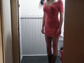 Recent neighbour gets dickflashed and likes it
