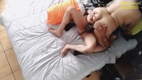 follando con el vecino mientras el cornudo en casa