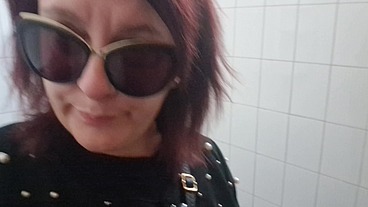 Farts and pee in nice public toilet