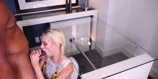 Blonde Pain for Pleasure - Lana Blonde
