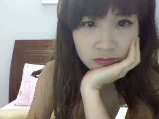 Cute amateur titless Asian webcam girls exposed their naked slim bodies
