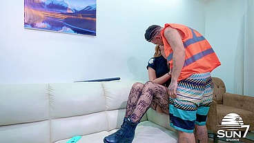 Female police officer gives a hard time to the parking attendant, but she's the one who gets a tape in her pussy! - Gaby and Juan
