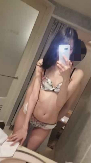 FC2-PPV-1395663 - [无码] 选美冠军172cm苗条妹子连续中出（75分钟）1