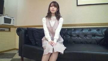 SIRO-3701 - 【初拍】网上AV申请→AV体验拍摄924 与男友分手的美少女首次出现在AV中！  - - 与一个手男人，“对不起！ - ]还有喷出的Bishabisha！ - 在睡袋里痉挛地射精的Mutsurisukebe女孩♪1