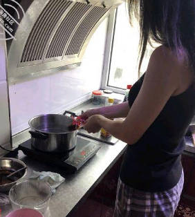海角社區.下藥成功拿下超常發揮讓老姐高潮兩次