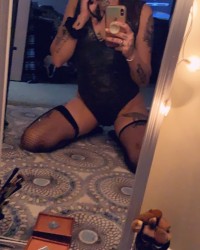 Daddy’s naughty girl photo