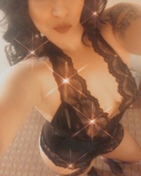 Brunette photo