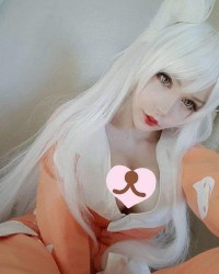 Saya cosplay photo