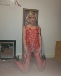 Red outfits photo