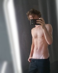 Skinny Guy's Body photo