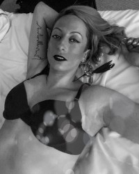 Boudoir photo