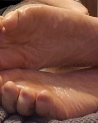 Cummy Soles - After Footjob photo