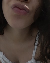 Latina embarazada con lencería blanca photo