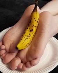 Banana Play photo