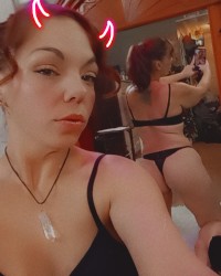 Naught Sarah! photo