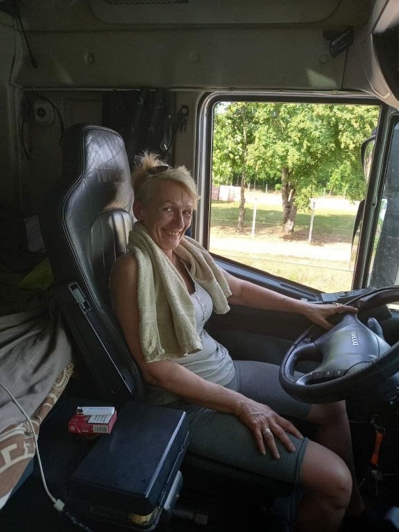 Serbian Milf StepMom Pics