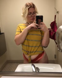 full body QUEEN photo