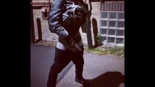 在 ni** 上撒尿 #2020