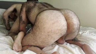 HAIR EVERYWHERE - 两个毛茸茸的男人他妈的无鞍（预告片）
