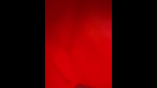 只是玩我摇晃的屁股