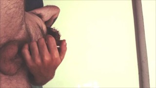 Me excita que me miren mientras me toco y acabo