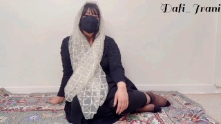 穆斯林头巾步，给我足交，我让她高潮