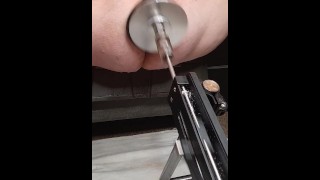 拳头假屌用我的操屄机器敲打我的水桶