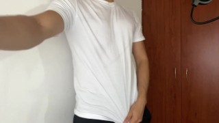 太饥渴了！触摸自己，抽搐和卡明用力！
