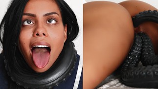 Black 女学生 Canela Skin 外星人搞砸三重渗透 - Pussy Pov 极端中出