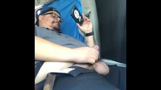 在车里擦一个..