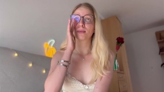 在开始使用 FEMDOM   之前观看此视频