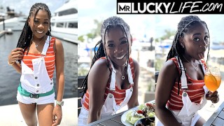 Cute又充满异国情调的Hazel Grace真的知道如何调情