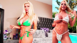 淫荡调教 Blonde Brittany Andrews 享受她的湿屁股！