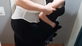 我发现我的室友在做爱，发现他们是真正的女同性恋者 - Lesbian_illusion