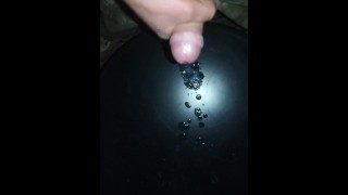 青少年军队在冠状病毒隔离 6 天后射精