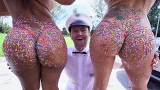 BANGBROS - Rose Monroe & Lilith Morningstar's Big Asses Covered In Candy （百胜）