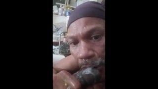 Cum eater