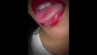 会见公鸡粉丝虚拟口交吐痰 ASMR 尝尝我的嘴（珍妮弗女王）