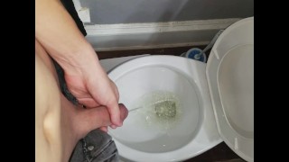 我又小便了（更好地看到我的鸡巴）