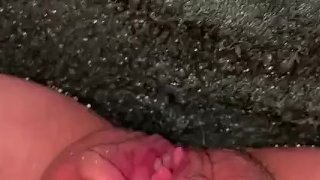 小便喷出肮脏的阴户