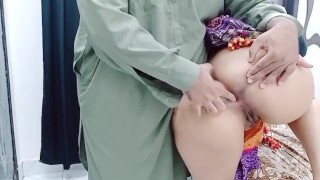 巴基斯坦妻子被丈夫的朋友用热音频谈话搞砸了