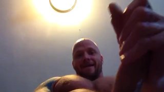 Str8 Guy Home Alone 喜欢为你