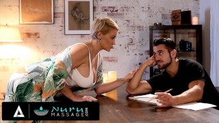 NURUMASSAGE Ryan Keely 为他的大学论文给她的继子做了一次痛苦的按摩