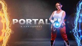 拉丁宝贝卡特里娜·莫雷诺 （Katrina Moreno） 饰演 Curvy CHELL 打开性与激情门户 VR 色情片